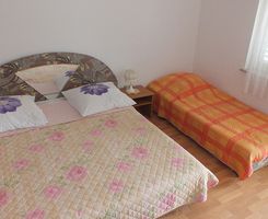 Apartment for 5 persons in Duce