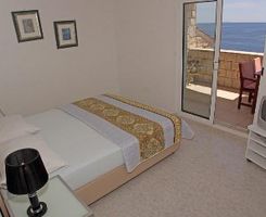 Apartment for 2 persons in Hvar